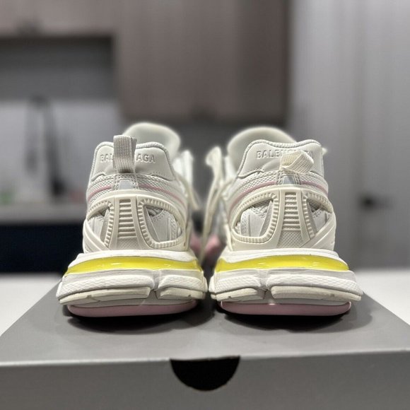 Size 9 - Balenciaga Track.2 White Light Yellow 2022 39 EUR - Picture 4 of 7
